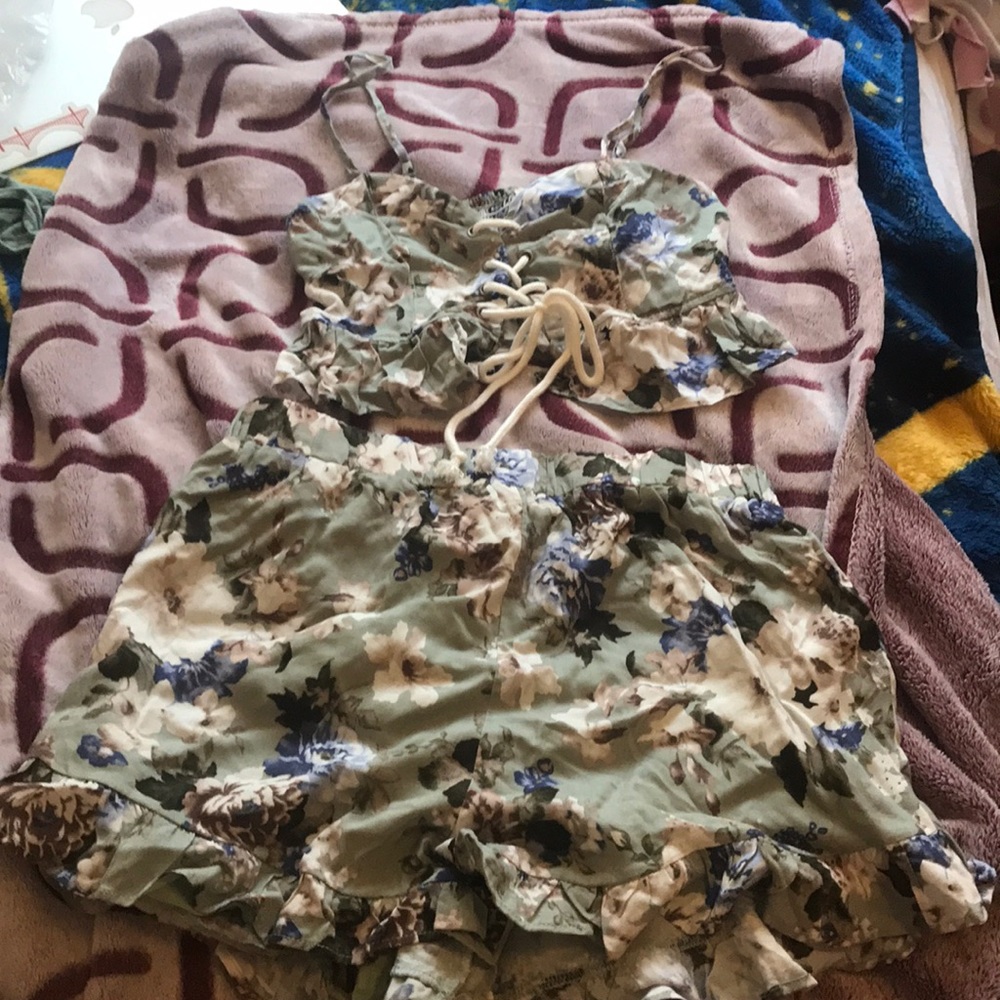2 piece floral set